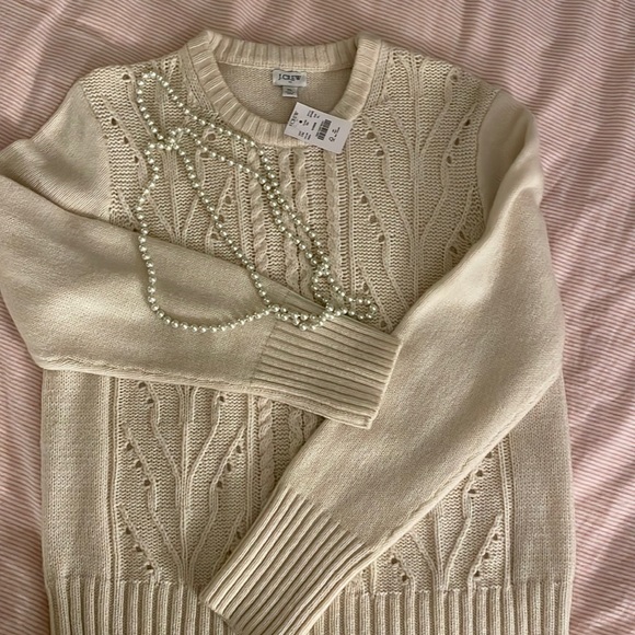 J. Crew Factory Sweaters - Beautiful JCrew crew neck sweater